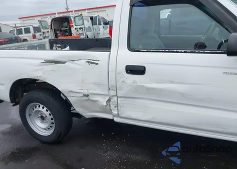 2001 Toyota Tacoma из США, поврежденный, VIN 5TENL42N01Z765420